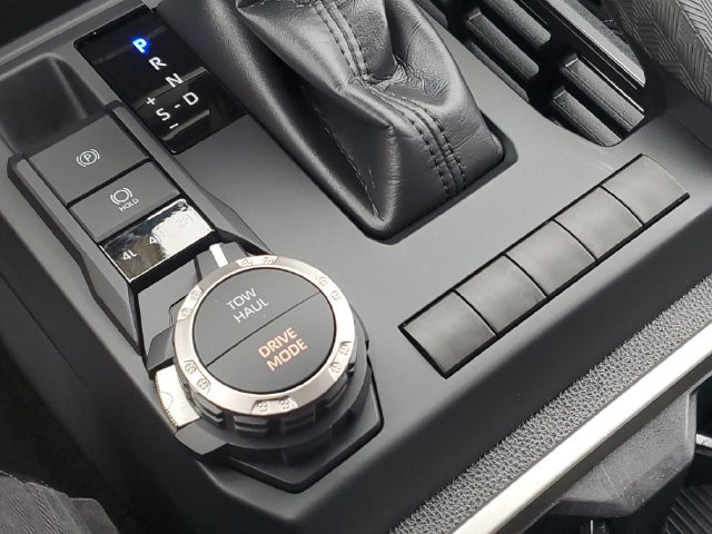 Used 2024 Toyota Tacoma TRD Sport w/ TRD Sport Upgrade Package AWD/4WD image 32