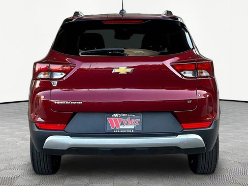 Used 2024 Chevrolet TrailBlazer LT FWD image 5