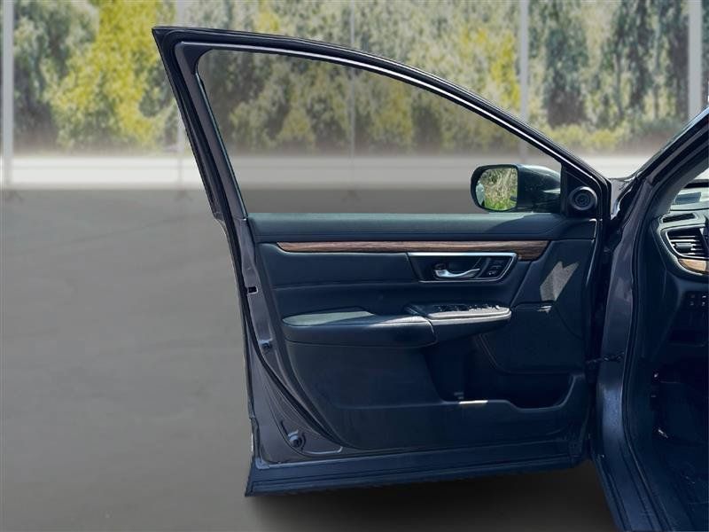 Used 2018 Honda CR-V Touring image 20