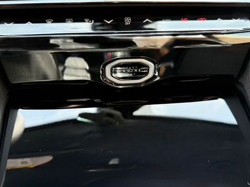 New 2026 Jeep Grand Cherokee L Limited AWD/4WD image 11
