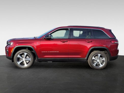 New 2024 Jeep Grand Cherokee Limited 4xe image 8