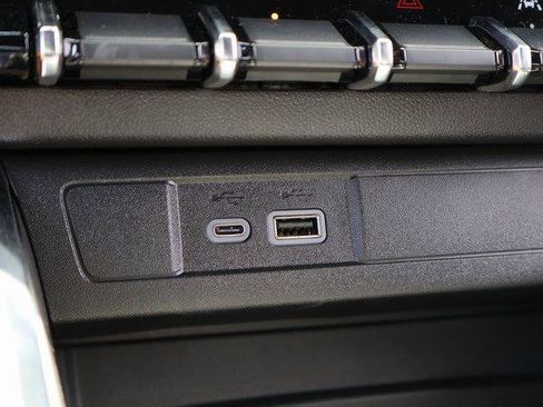 New 2025 GMC Canyon AT4 w/ Nightfall Edition image 36