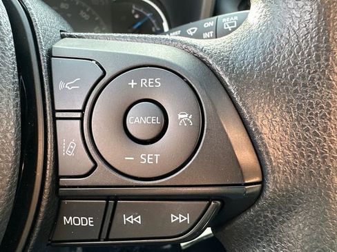 Certified 2024 Toyota RAV4 LE image 32