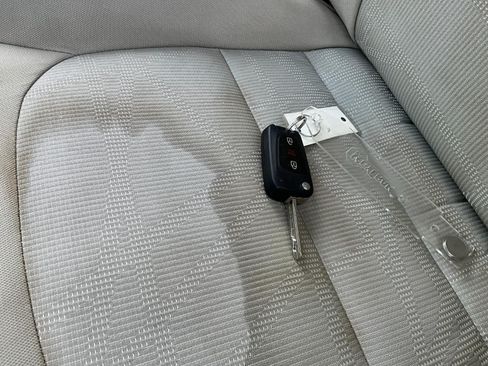 Used 2013 Kia Rio LX w/ PWR Pkg FWD image 33