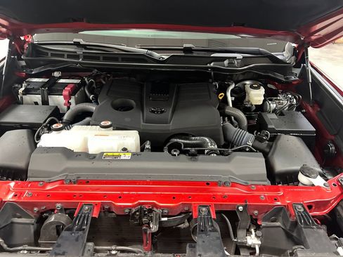 Used 2024 Toyota Tundra SR5 AWD/4WD image 24