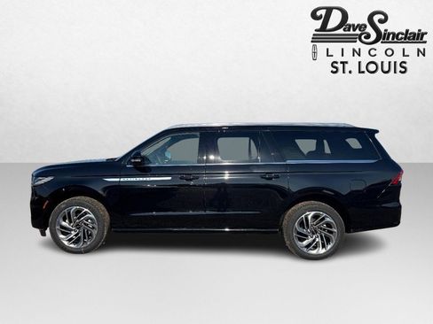 New 2026 Lincoln Navigator L Reserve image 8