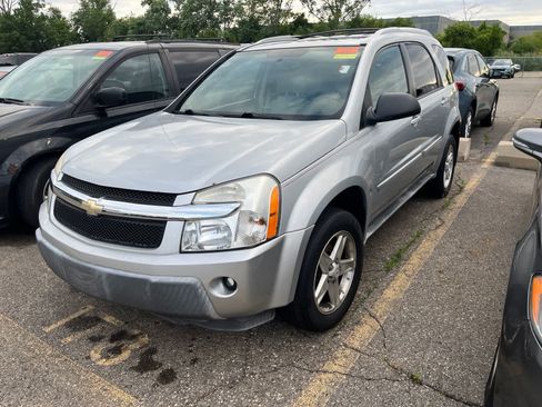 Used 2005 Chevrolet Equinox LT w/ Preferred Equipment Group AWD/4WD image 1