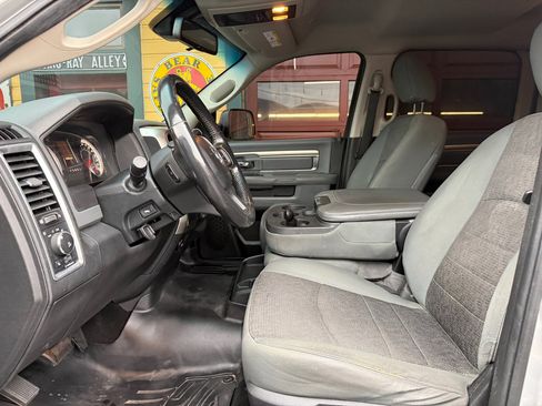 Used 2018 RAM 2500 Big Horn image 18