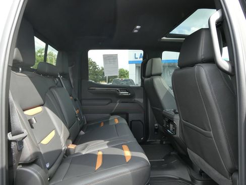 Certified 2026 GMC Sierra 1500 AT4 w/ AT4 Premium Package AWD/4WD image 16