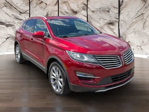 Used 2017 Lincoln MKC Select w/ Select Plus Package AWD/4WD image 1
