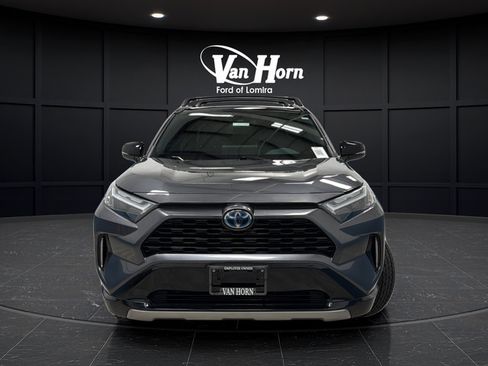 Used 2023 Toyota RAV4 XSE AWD/4WD image 2