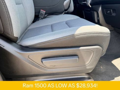 Used 2021 RAM 1500 Big Horn RWD image 13