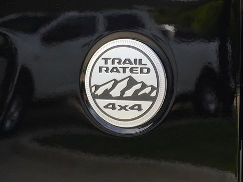 Used 2024 Jeep Wrangler Sahara w/ Technology Group image 8