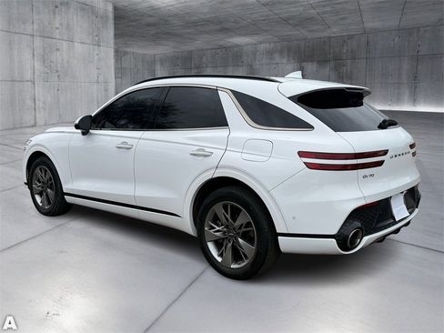 Used 2022 Genesis GV70 3.5T Sport w/ Sport Advanced Package image 4