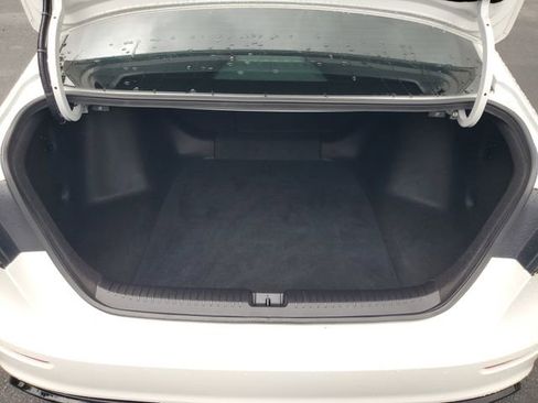 Used 2023 Honda Accord Sport image 8