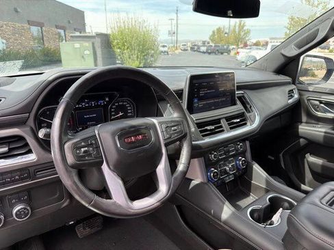 Used 2021 GMC Yukon SLT AWD/4WD image 8