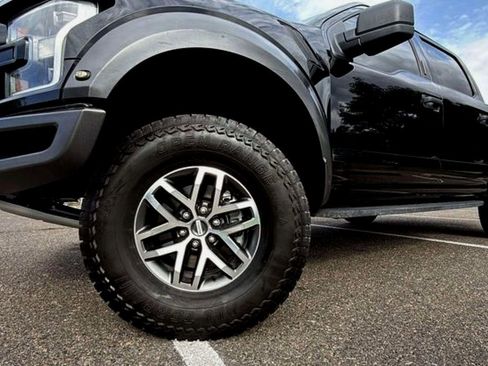 Used 2017 Ford F150 Raptor w/ Equipment Group 801A Mid image 19