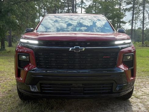 New 2026 Chevrolet Traverse RS w/ LPO, Floor Liner Package FWD image 8