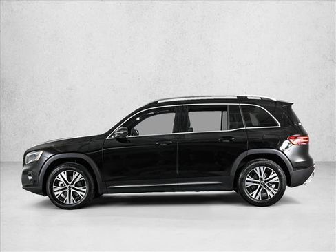 New 2026 Mercedes-Benz GLB 250 4MATIC image 9