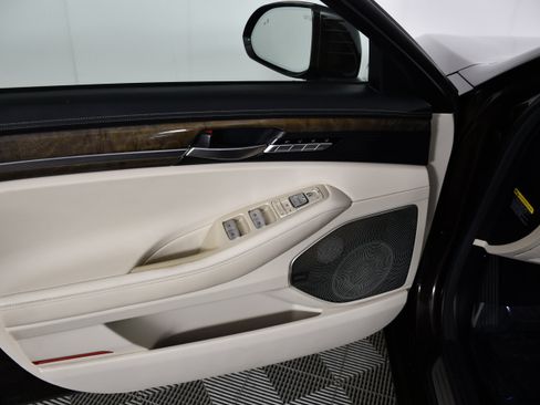 Used 2019 Genesis G90 5.0 Ultimate AWD/4WD image 39