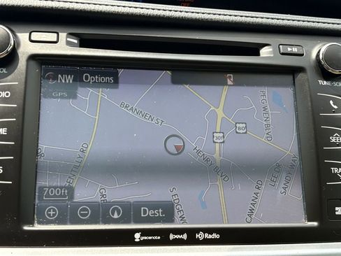 Used 2019 Toyota Highlander XLE FWD image 30
