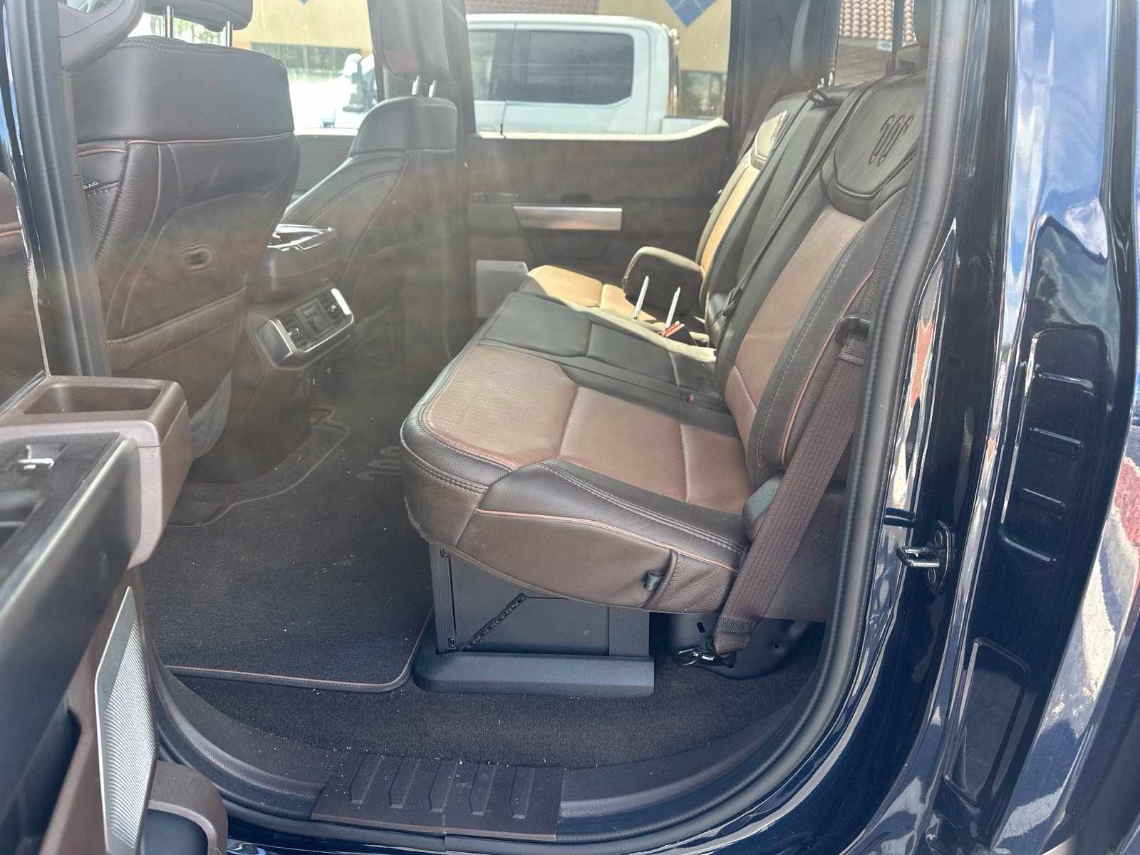 Used 2023 Ford F150 King Ranch w/ Equipment Group 601A High AWD/4WD image 4
