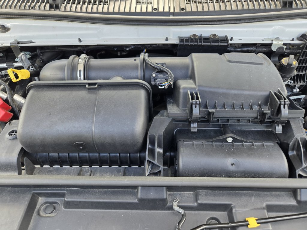 Used 2023 Ford E-350 and Econoline 350 Super Duty w/ Power Windows & Locks Group RWD image 33
