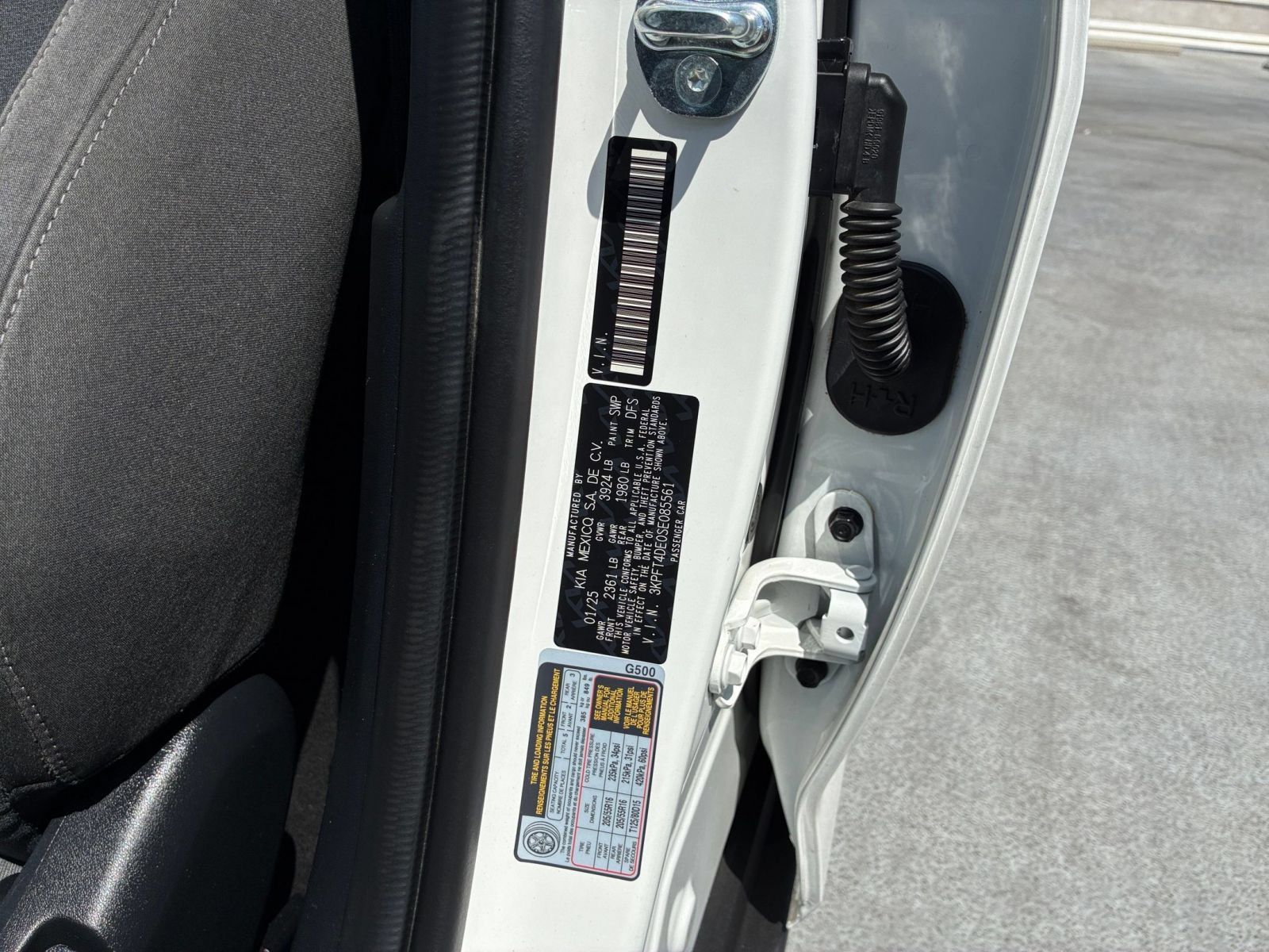 Used 2025 Kia K4 FWD image 28