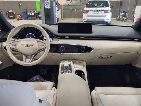 Certified 2025 Genesis Electrified GV70 w/ Prestige Package AWD/4WD image 6