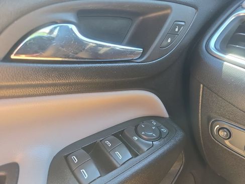Used 2022 Chevrolet Equinox LT AWD/4WD image 21