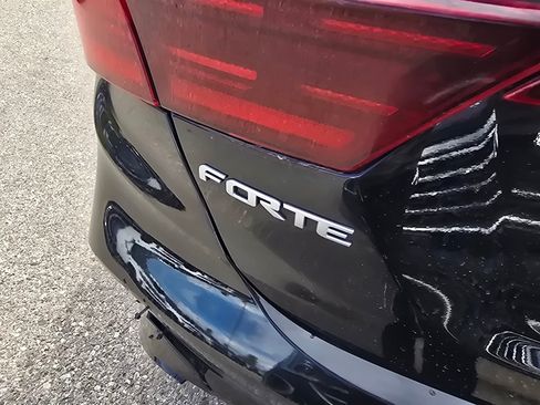 Used 2024 Kia Forte GT-Line FWD image 20