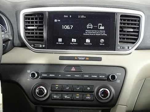 Used 2022 Kia Sportage LX image 28