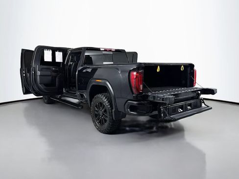 Used 2022 GMC Sierra 3500 Denali w/ Denali Black Diamond Edition AWD/4WD image 27