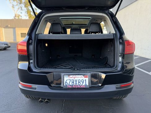 Used 2013 Volkswagen Tiguan SEL image 21