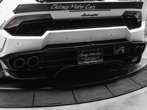 Used 2016 Lamborghini Huracan LP 580-2 image 32