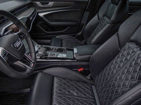 Certified 2022 Audi S6 Premium Plus image 8