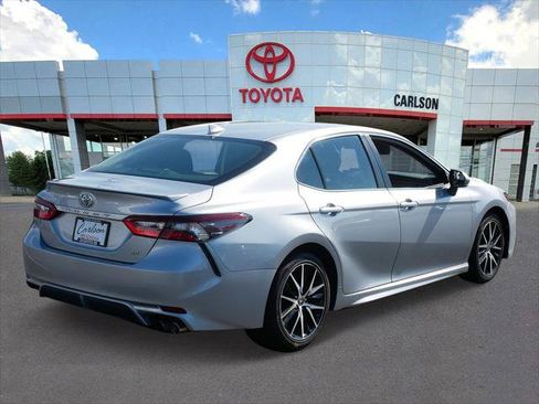 Certified 2023 Toyota Camry SE FWD image 5
