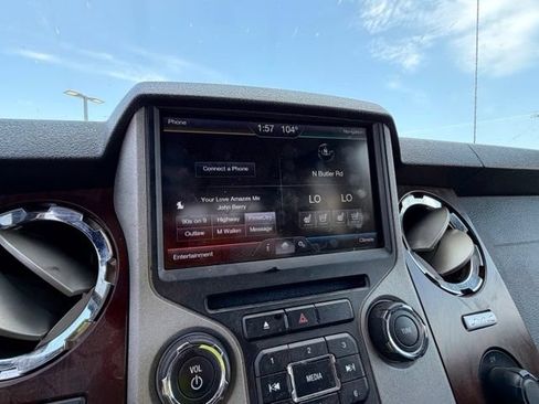 Used 2016 Ford F350 Lariat w/ Lariat Ultimate Package AWD/4WD image 8