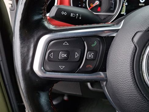 Used 2021 Jeep Gladiator Rubicon AWD/4WD image 17