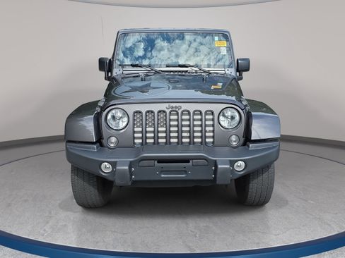 Used 2018 Jeep Wrangler Unlimited Sport AWD/4WD image 4