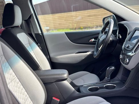 Used 2020 Chevrolet Equinox LT w/ Driver Convenience Package FWD image 43