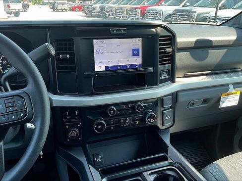 New 2026 Ford F250 XLT w/ Tremor Off-Road Package AWD/4WD image 7