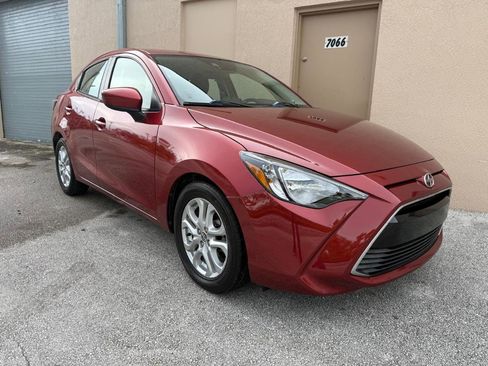 Used 2016 Scion iA FWD image 7