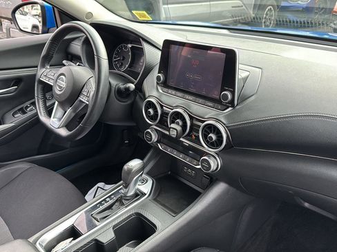 Used 2020 Nissan Sentra SV image 29