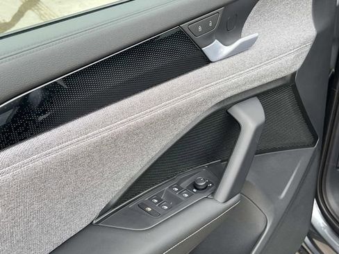 New 2026 Volkswagen Tiguan S FWD image 10