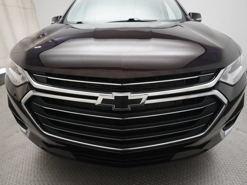 Used 2021 Chevrolet Traverse LT w/ LPO, Floor Liner Package AWD/4WD image 23