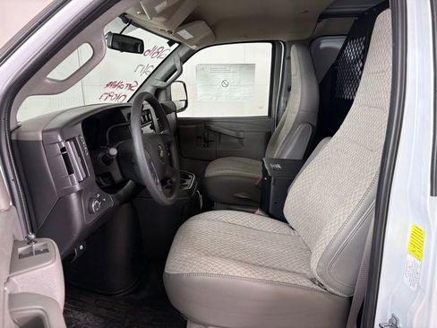 New 2026 Chevrolet Express 2500 w/ Driver Convenience Package RWD image 15