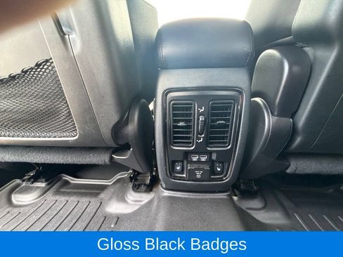 Used 2018 Dodge Durango GT w/ Premium Group AWD/4WD image 17