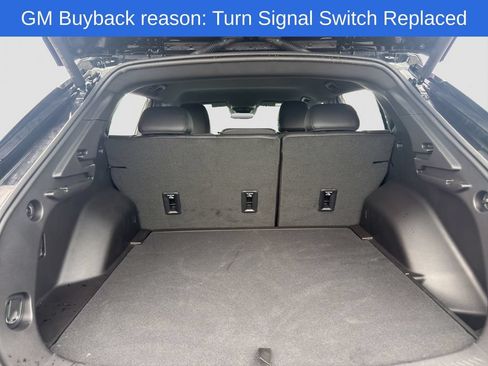 Used 2025 Chevrolet Equinox EV LT FWD image 19
