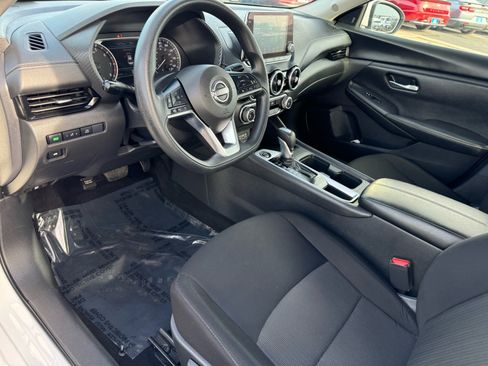 Used 2024 Nissan Sentra SV image 17